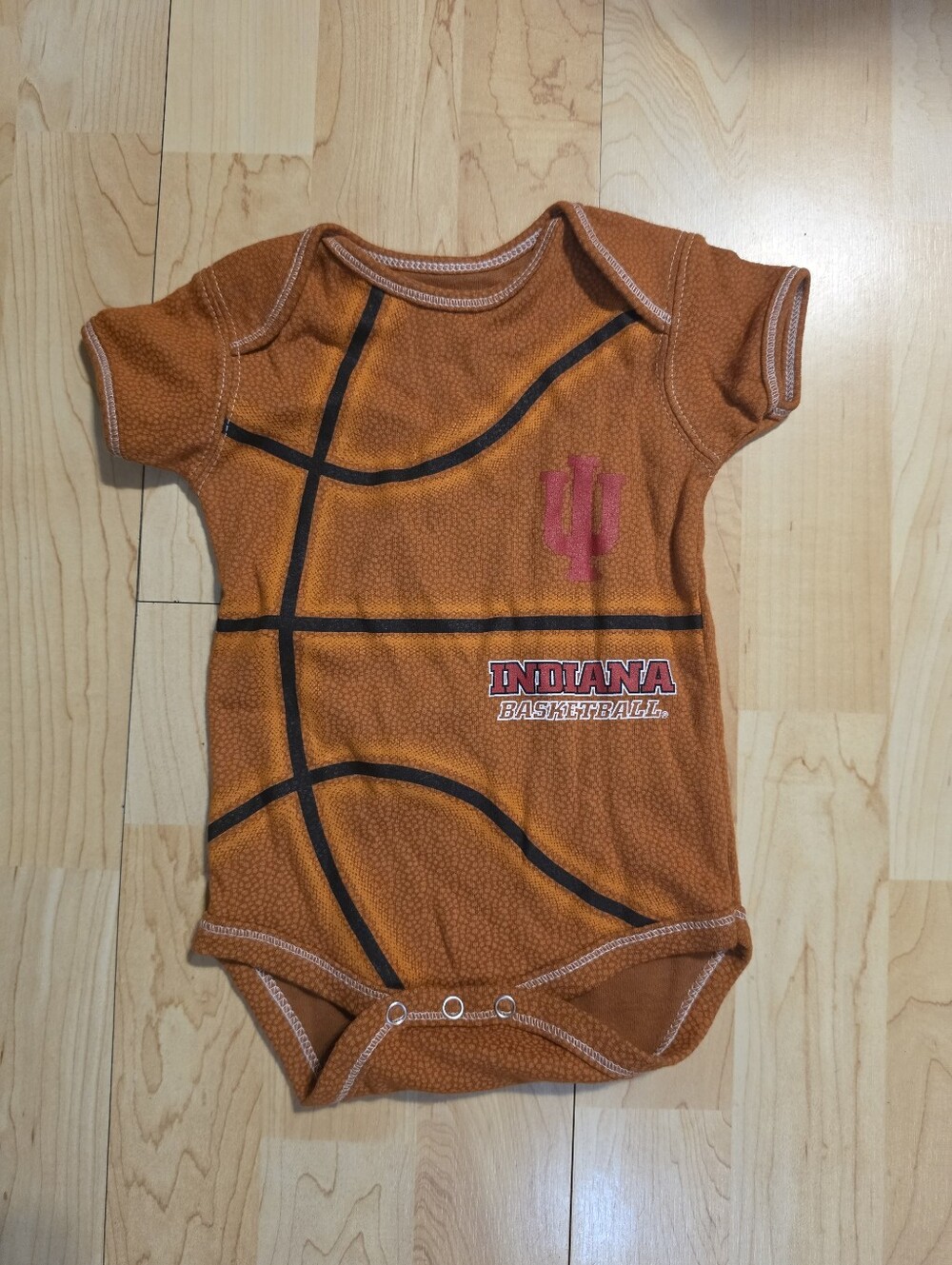 Indiana Hooiser IU Basketball Baby Bodysuit Size 6 Months New without Tags